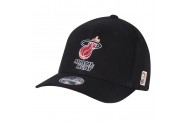 Heat Black Snapback